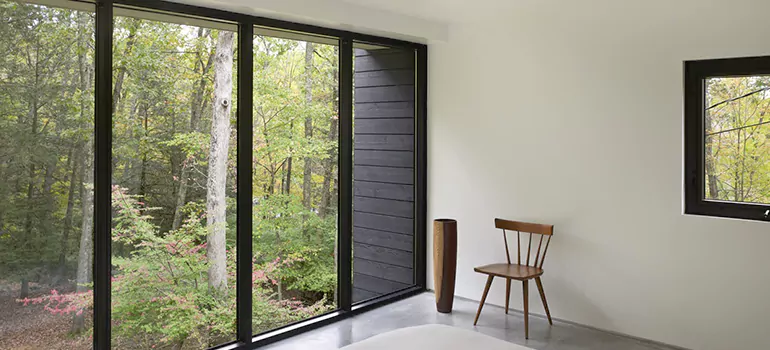 Bulletproof Window Protection Services in Whitby, ON