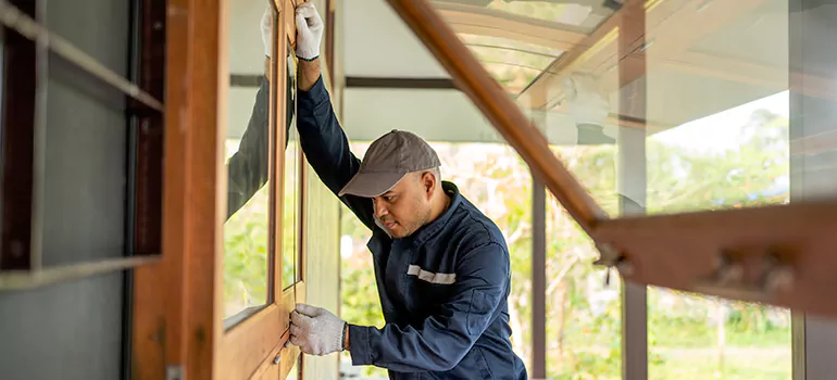 Double Hung Vinyl Window Sash Replacement in Whitby, ON